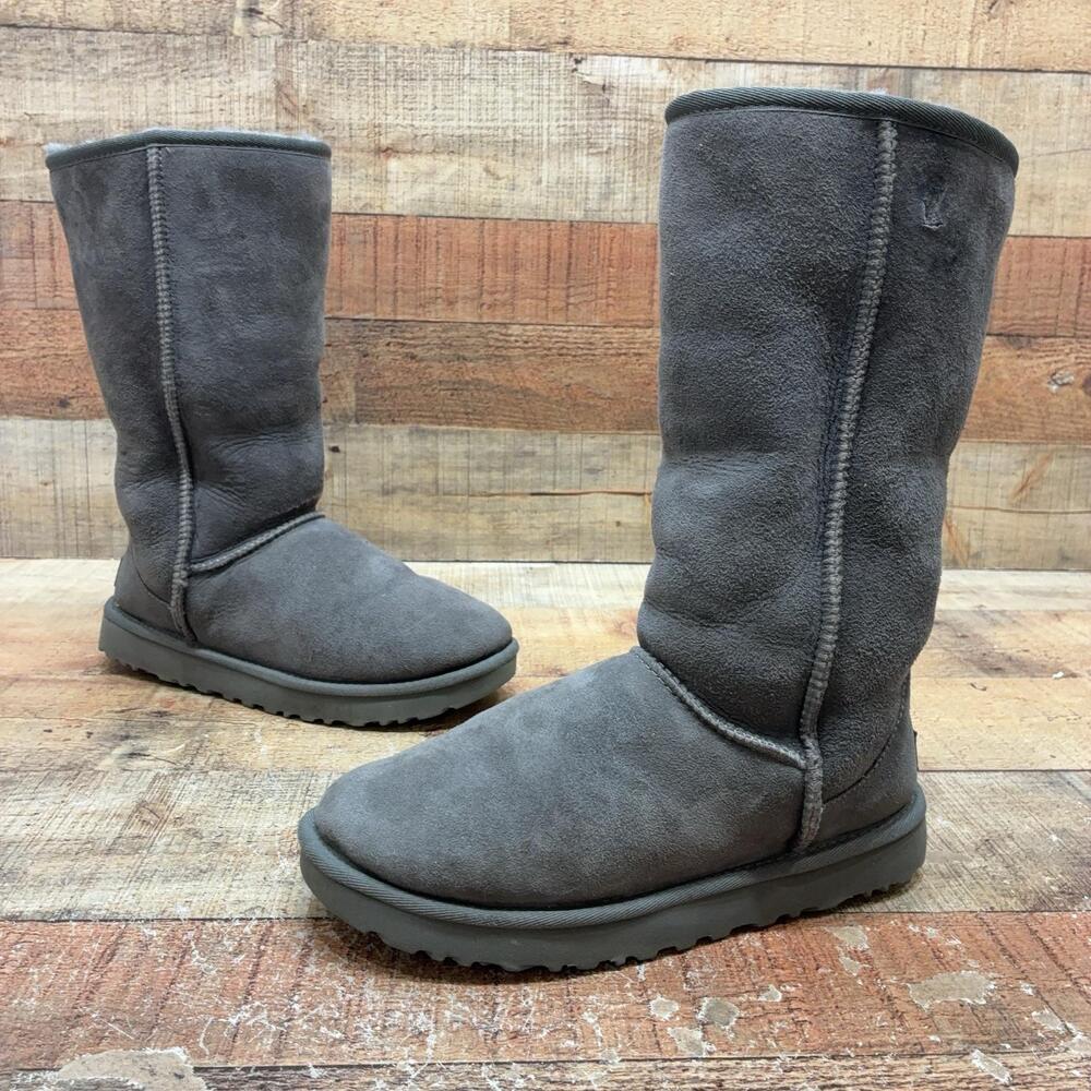 UGG Boots Womens Size 6 37 Gray Suede Shearling Mid Calf Pull On Winter